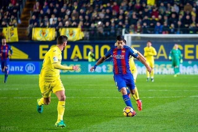 格林37分火箭大胜奇才4连胜 雄鹿逆转战胜76人